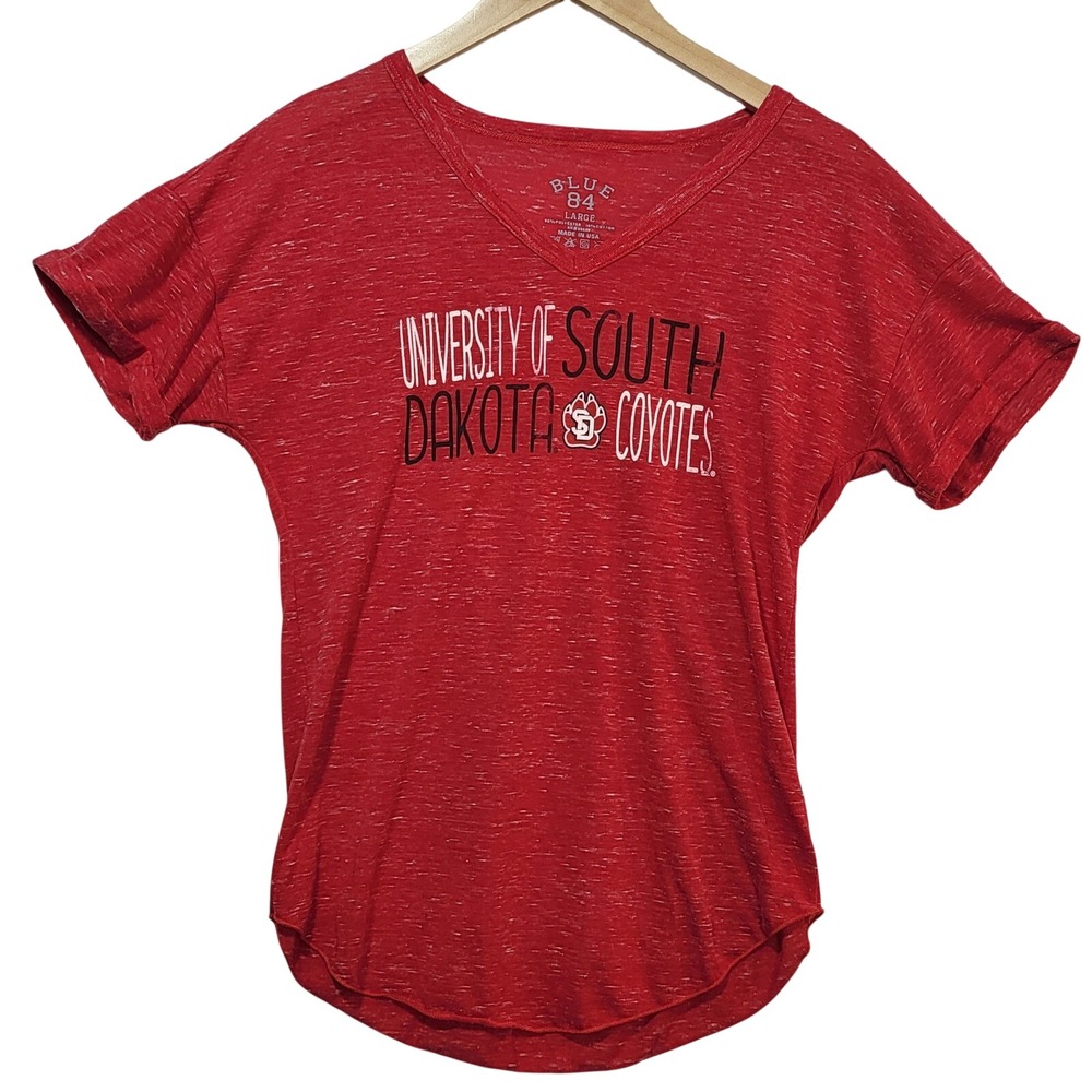 Blue 84 University of South Dakota Coyotes Red V-Neck T-Shirt Womens Large USA